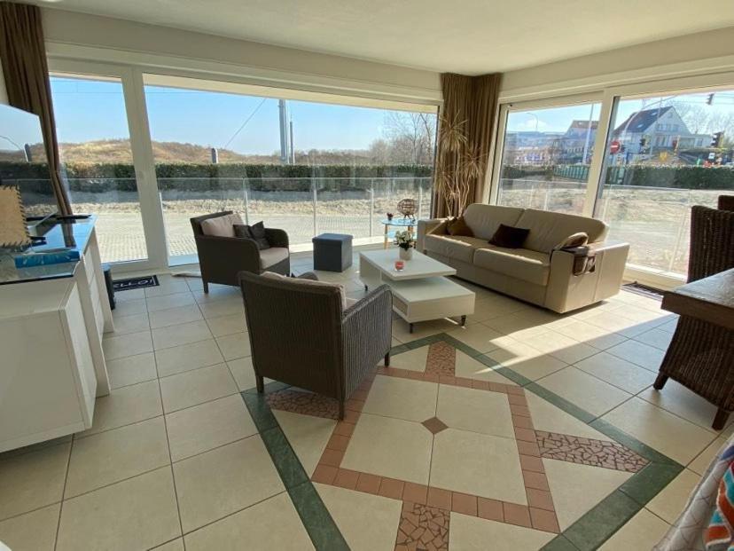 Seadream - Modern, Sunny With Big Terraces & Open View - Very Close To Sea, Beach, Shops, Restaurants & Beach Bars Nieuwpoort Bagian luar foto
